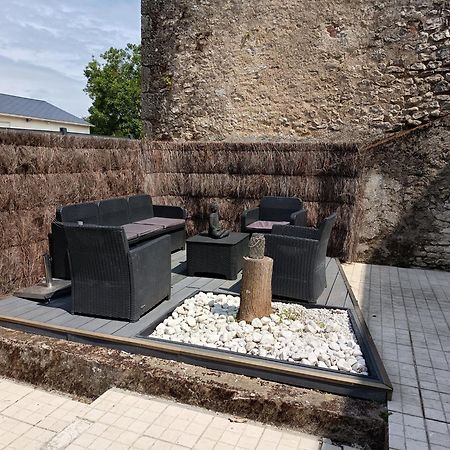 La Talonniere, Maison De Village Avec Terrasse Et 3 Chambres Messas Екстериор снимка