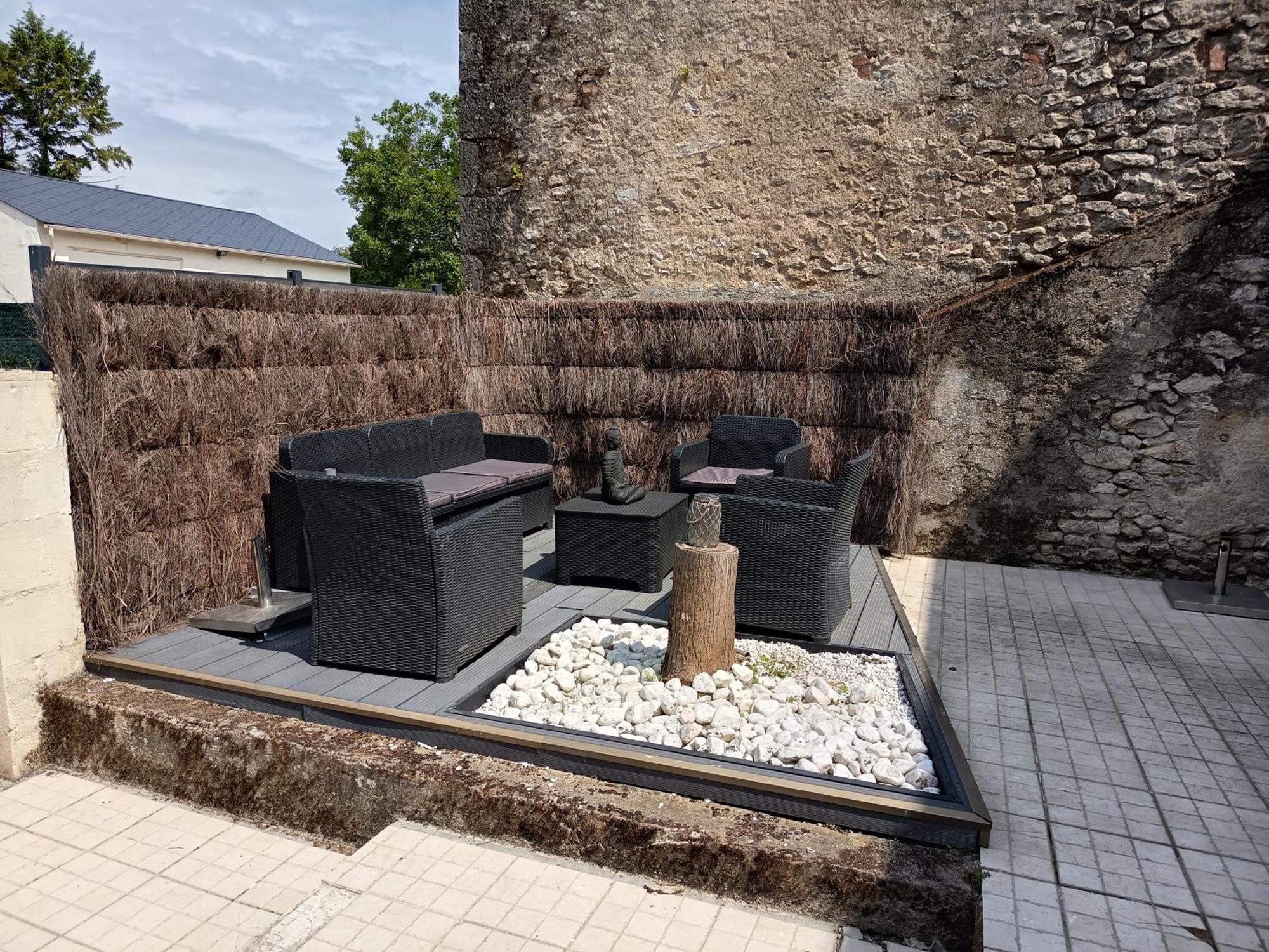 La Talonniere, Maison De Village Avec Terrasse Et 3 Chambres Messas Екстериор снимка